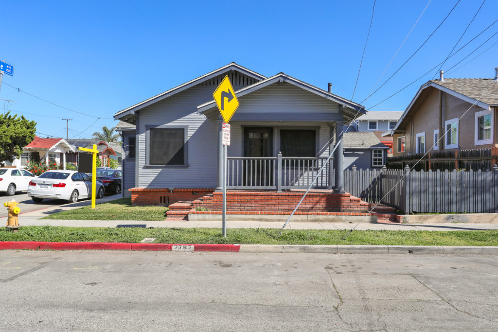 2787E15th-1