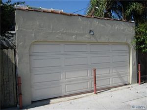 2 car garage 